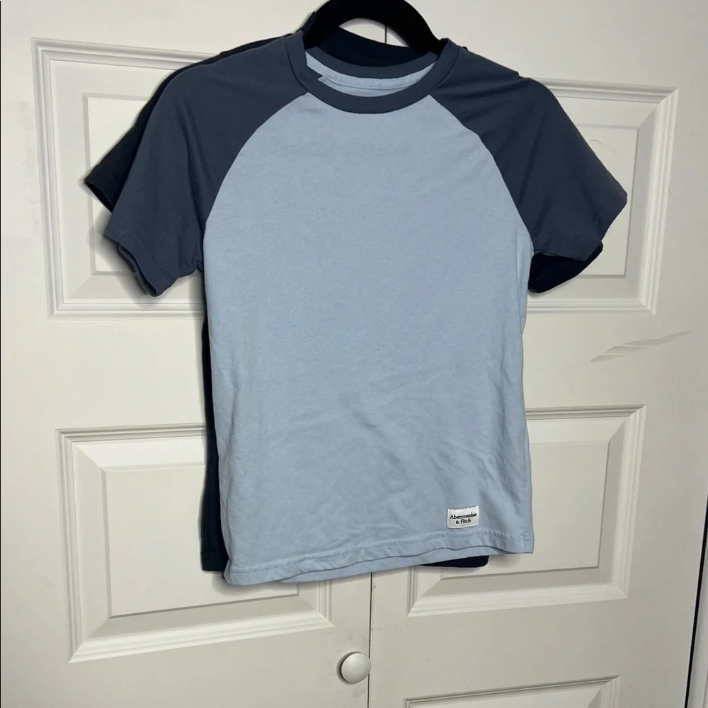 2 Abercrombie Kids Boys T-Shirts Size 9/10 Graphic & Raglan Tee